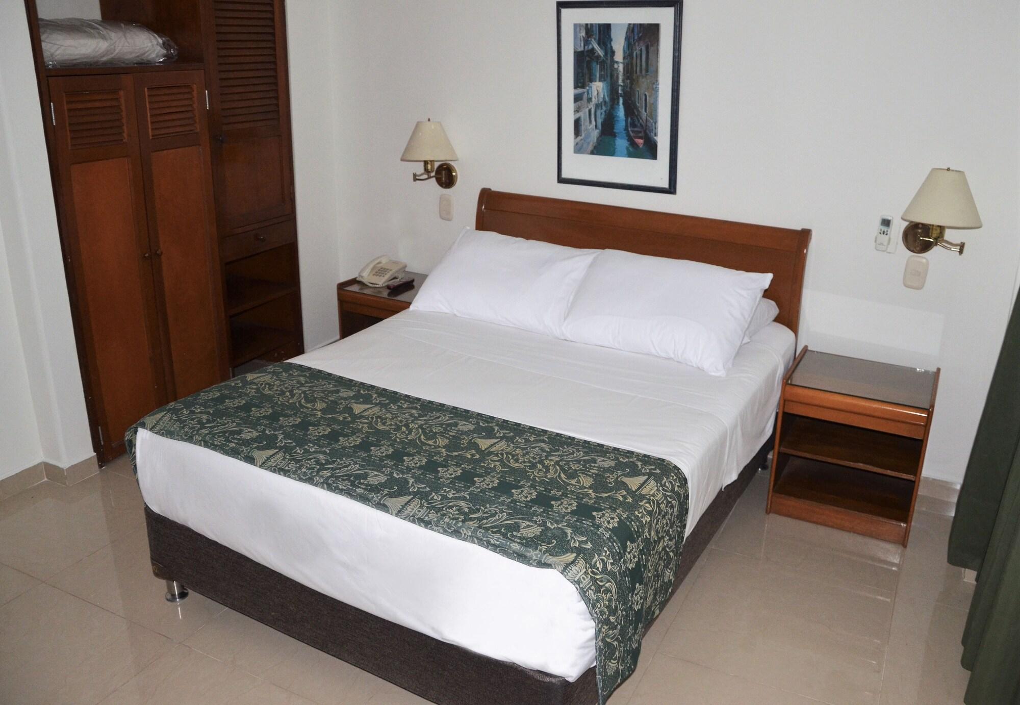 Hotel Villavicencio Plaza Экстерьер фото