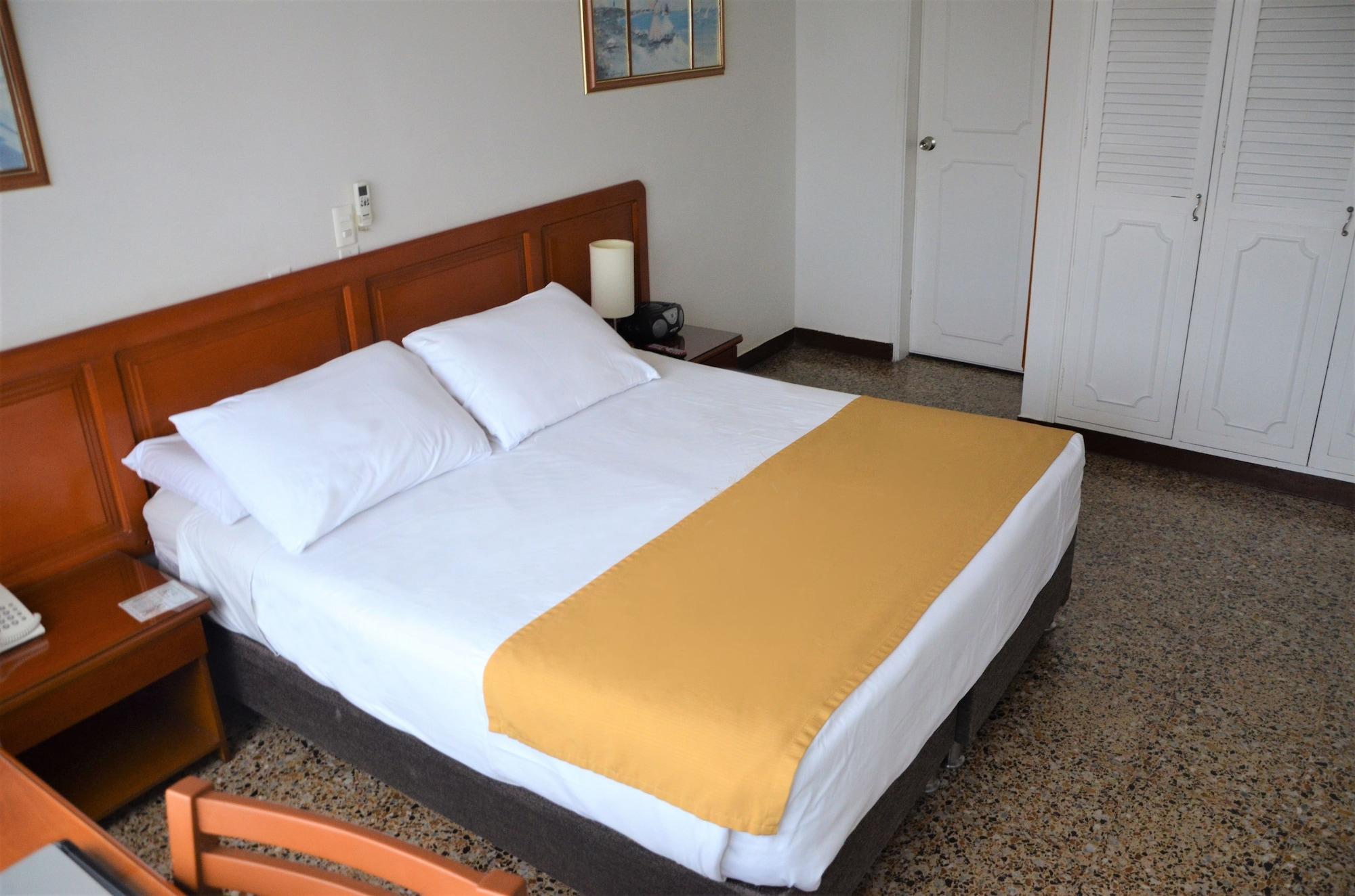 Hotel Villavicencio Plaza Экстерьер фото