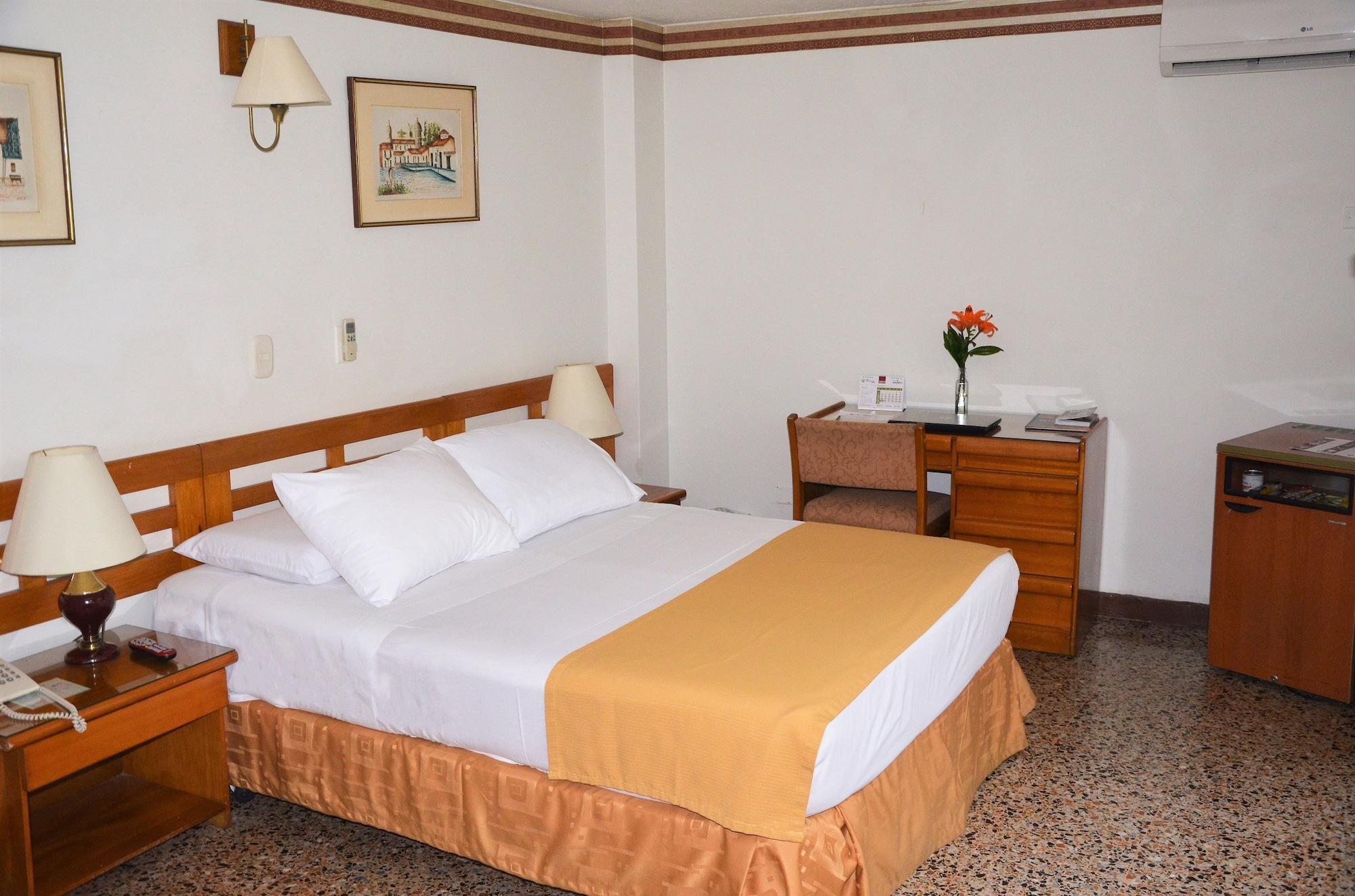 Hotel Villavicencio Plaza Экстерьер фото