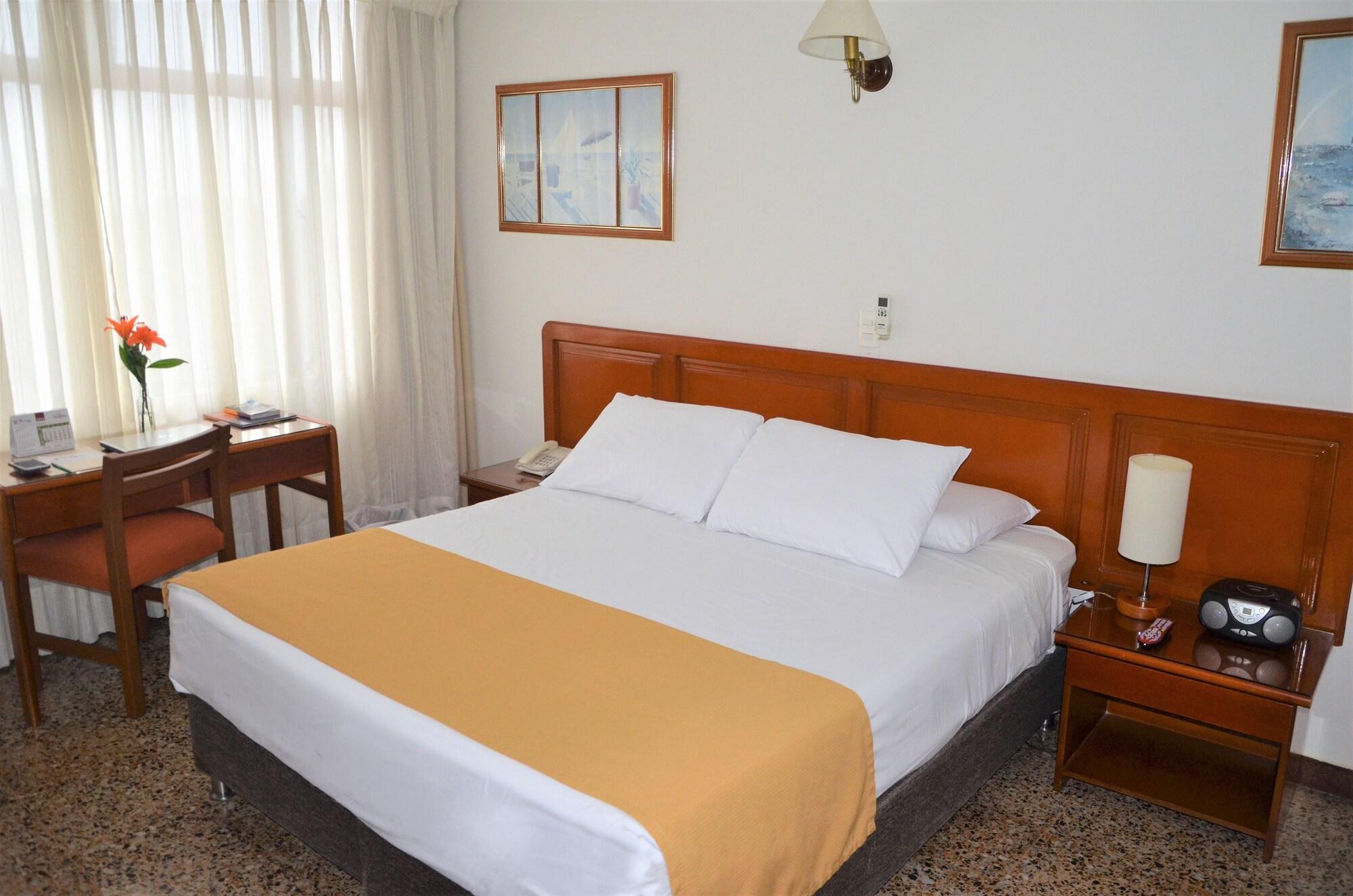 Hotel Villavicencio Plaza Экстерьер фото