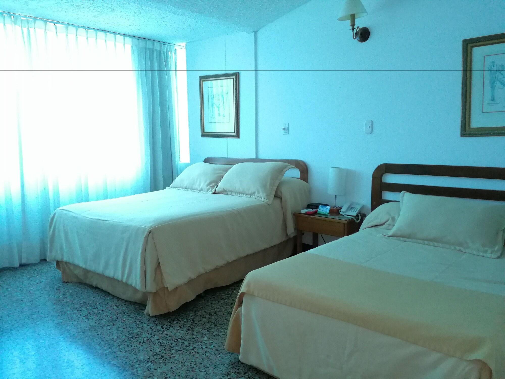Hotel Villavicencio Plaza Экстерьер фото