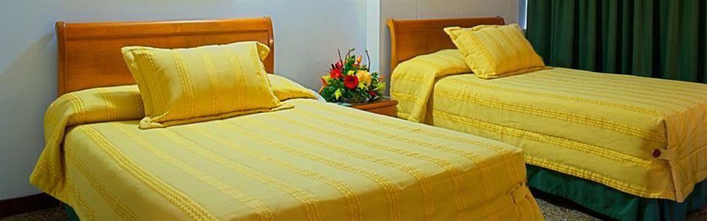Hotel Villavicencio Plaza Экстерьер фото