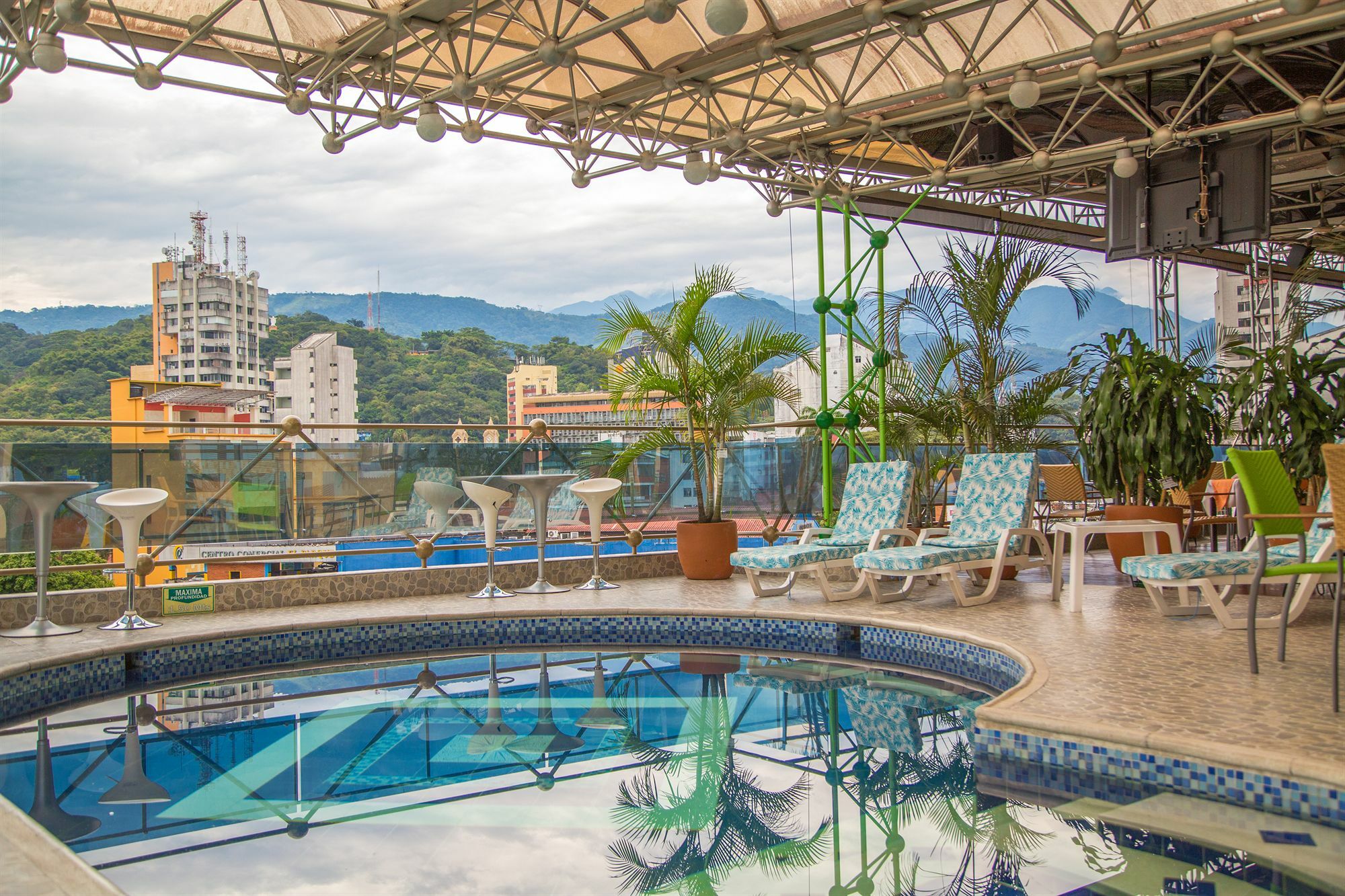 Hotel Villavicencio Plaza Экстерьер фото